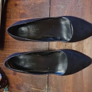 American eagle outfitters black suede pump heels 👠